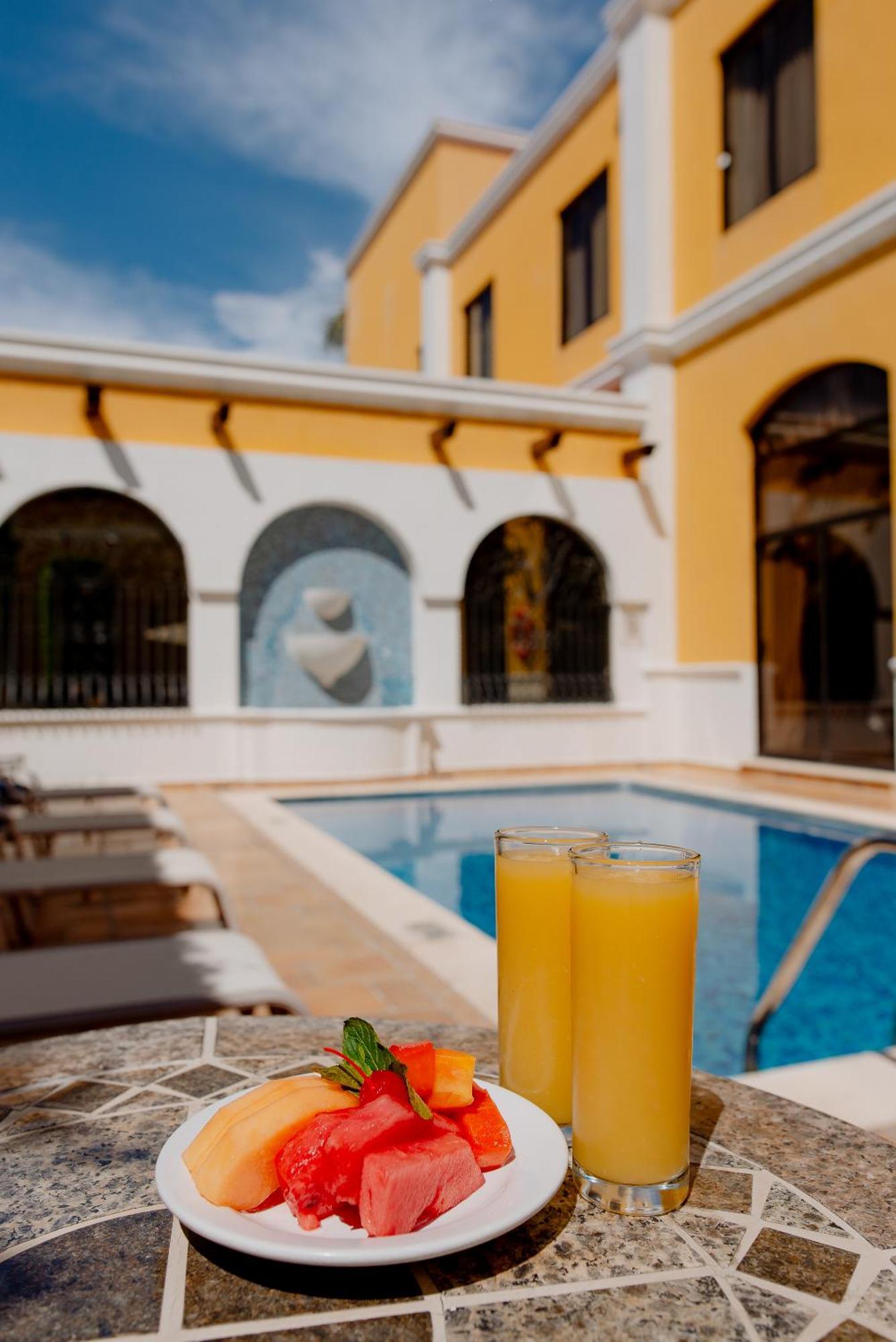 Hotel Plaza Campeche Kültér fotó