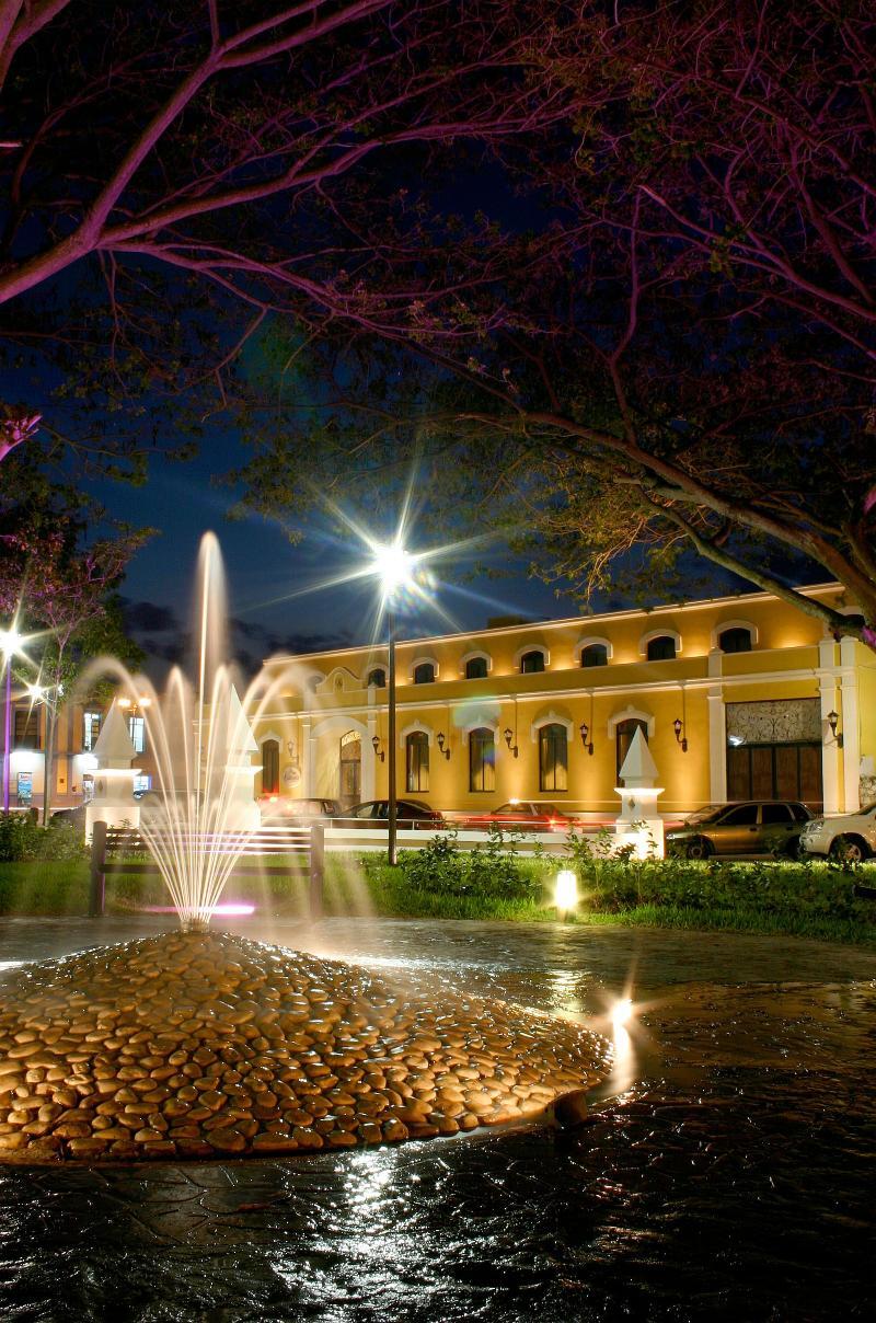 Hotel Plaza Campeche Kültér fotó